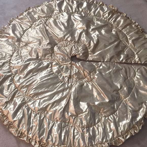 Other - Gold Tree Skirt